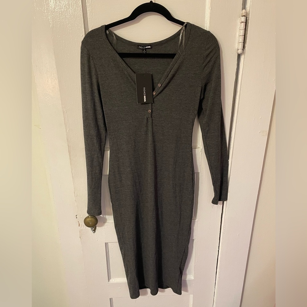 Brand New-Fashion Nova-Grey Long Sleeve Body-con dress
